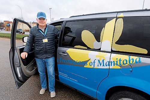 MIKE DEAL / FREE PRESS
John Carey, 62, volunteers his time as a driver with the Canadian Cancer Society's Wheels of Hope program, which offers rides to people with cancer who need help getting to and from their treatment appointments.
240503 - Friday, May 03, 2024.