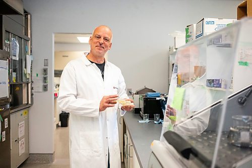 MIKAELA MACKENZIE / FREE PRESS

Steven Theriault, CEO of Cytophage, in their current labs on Friday, May 3, 2024. The bioscience company working in phage therapy is expanding and quadrupling its lab footprint.


For Gabby story.