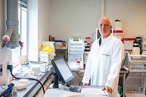 MIKAELA MACKENZIE / FREE PRESS

Steven Theriault, CEO of Cytophage, in their current labs on Friday, May 3, 2024. The bioscience company working in phage therapy is expanding and quadrupling its lab footprint.


For Gabby story.