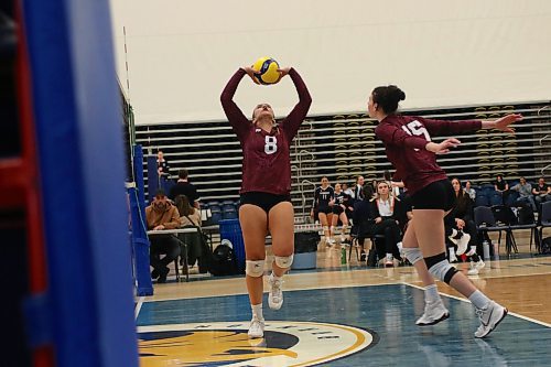 204 setter Izzy Voth was named tournament MVP after leading her team to a 2-0 victory over Cobras in the gold-medal match. (Thomas Friesen/The Brandon Sun)