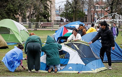 JOHN WOODS / FREE PRESS
About thirty people set up tents on The Quad at the U of MB in support of Palestine in the Israel v Palestine war Tuesday, May 7, 2024. 

Reporter: ?