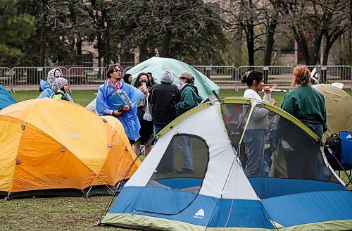 JOHN WOODS / FREE PRESS
About thirty people set up tents on The Quad at the U of MB in support of Palestine in the Israel v Palestine war Tuesday, May 7, 2024. 

Reporter: ?