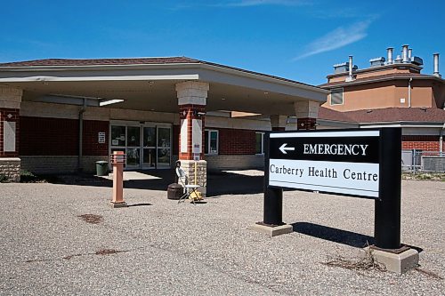 The emergency entrance to the Carberry Health Centre. (Matt Goerzen/The Brandon Sun)
