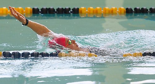 MIKE DEAL / FREE PRESS
Breaststroker Kelsey Wog during training at the Joyce Fromson Pool, U of M, Thursday prior to heading to Toronto for the Olympic swimming trials.
See Mike Sawatzky story
240509 - Thursday, May 09, 2024.