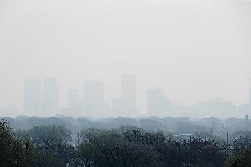 JOHN WOODS / FREE PRESS
Smoke from a northern fire blows into Winnipeg Sunday, May 12, 2024. 

Reporter: tyler