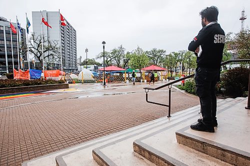 JOHN WOODS / FREE PRESS
Security has been placed at the doors of U of Wpg buildings during Pro-Palestine protest in Winnipeg Tuesday, May 14, 2024. Allegedly access to buildings is limited to staff and students.

Reporter: ?