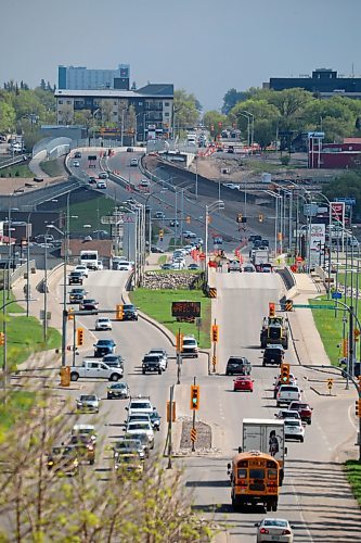 Commuters make their way north and south on 18th Street North in Brandon on Tuesday afternoon. Eighteenth Street has been named CAA Manitoba's worst road in the province. (Tim Smith/The Brandon Sun)