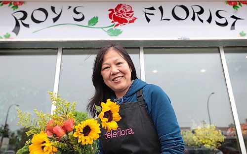 Ruth Bonneville / Free Press

BIZ - Roy's Florist

Business portrait of Debby Chan, owner, at Roy's Florist which has moved to 150 Goulet St. In St Boniface after 60+ years on Notre Dame.

Gabby Piche story.

 
May 21st, 2024
