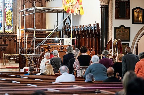 JOHN WOODS / FREE PRESS
Rev. Helen Holbrook leads a service at Holy Trinity Anglican Church Sunday, May 26, 2024. The church’s foundation is crumbling and the parish is looking for a buyer to help them rebuild it.

