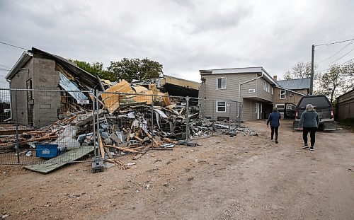 JOHN WOODS / FREE PRESS
A fire on Stonewall&#x2019;s Main Street has destroyed a business and apartments Monday, May 27, 2024. 

Reporter: ?