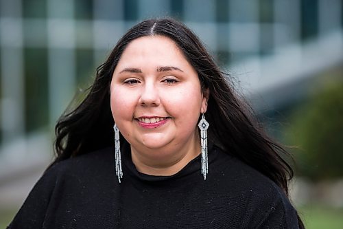 MIKAELA MACKENZIE / WINNIPEG FREE PRESS

Frances Koncan, the new writer-in-residence for the Winnipeg library, poses for a portrait at the Millennium Library in Winnipeg on Thursday, Sept. 15, 2022. For AV Kitching story.
Winnipeg Free Press 2022.