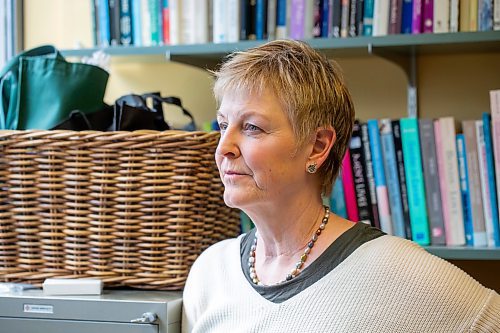 BROOK JONES / FREE PRESS
University of Manitoba sociology Prof. Susan Prentice is looking outside the windows in her officer inside the Isbister Building at the U of M's Fort Garry campus in Winnipeg, Man., Tuesday, May 28, 2024. 