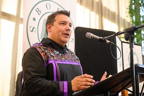 Mike Sudoma/Free Press
Writer Niigaan Sinclair talks to a room full of family friends and fans about his newly launched book Winip&#xea;k; Visions of Canada from an Indigenous Centre at McNally Robinson Thursday night
May 30, 2024
