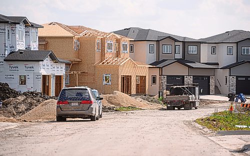 Mike Sudoma/Free Press
Finished and in development houses along a street within Meadowlands Place in West St Paul
May 31, 2024