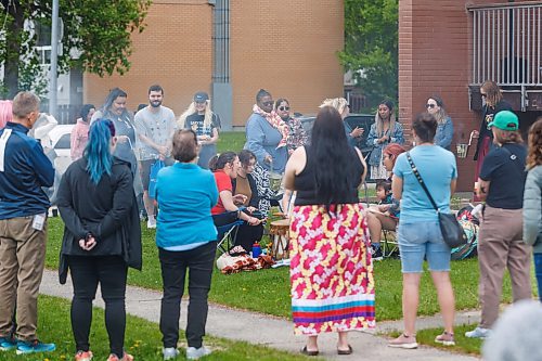 MIKE DEAL / FREE PRESS
The Gilbert Park Smudge Walk took place Friday over the noon hour, where many community members walked from the Gilbert Park Resource Centre to Shaughnessy Park School. They were accompanied by local drum group Binesi Ikwenag (Thunderbird Women).
240531 - Friday, May 31, 2024.