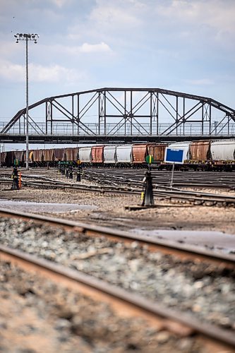 Mike Sudoma/Free Press
The Arlington Bridge stands tall behind the CP Railcards along Higgins Avenue Friday afternoon
May 31, 2024