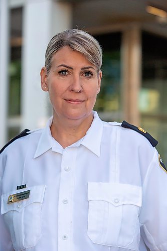 BROOK JONES / FREE PRESS
Winnipeg Police Service Criminal Investigations Bureau Insp. Jennifer McKinnon is pictured outside the WPS headquarters in downtown Winnipeg, Man., Saturday, June 1, 2024.