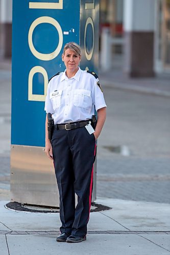 BROOK JONES / FREE PRESS
Winnipeg Police Service Criminal Investigations Bureau Insp. Jennifer McKinnon is pictured outside the WPS headquarters in downtown Winnipeg, Man., Saturday, June 1, 2024.