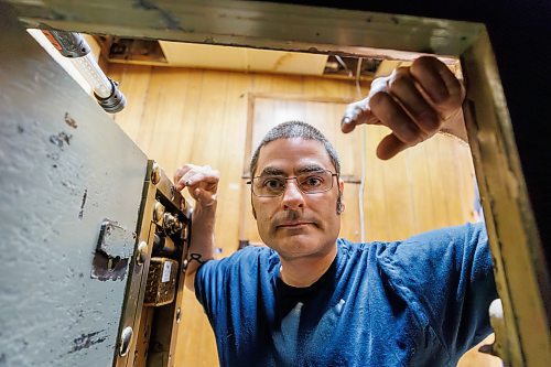 MIKE DEAL / FREE PRESS
Rick Ammazzini, a safecracker who made some headlines last summer when he managed to open a safe in Baltimore that hadn't been opened in decades. Rick taught himself how to open safes about 10 years ago, after buying a second-hand safe that didn't come with a combination.
See Dave Sanderson story
240603 - Monday, June 03, 2024.