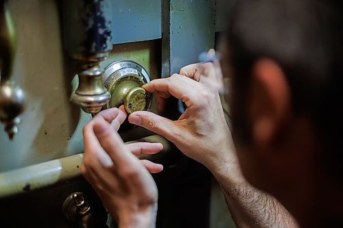 MIKE DEAL / FREE PRESS
Rick Ammazzini, a safecracker who made some headlines last summer when he managed to open a safe in Baltimore that hadn't been opened in decades. Rick taught himself how to open safes about 10 years ago, after buying a second-hand safe that didn't come with a combination.
See Dave Sanderson story
240603 - Monday, June 03, 2024.