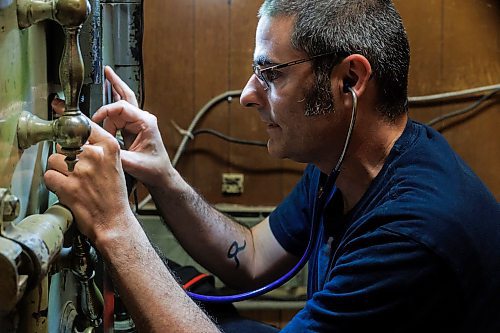 MIKE DEAL / FREE PRESS
Rick Ammazzini, a safecracker who made some headlines last summer when he managed to open a safe in Baltimore that hadn't been opened in decades. Rick taught himself how to open safes about 10 years ago, after buying a second-hand safe that didn't come with a combination.
See Dave Sanderson story
240603 - Monday, June 03, 2024.