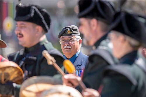 BROOK JONES / FREE PRESS
The Royal Winnipeg Rifles Association host an 80th D-Day anniversary ceremony at Vimy Ridge Park in Winnipeg, Man., Saturday, June 8, 2024. Pictured: Retired Col. Robert Poirier looks on as members of the Warriors from the Royal Winnipeg Rifles Association Regimental Band perform a thank you warrior song during the commemorative ceremony.