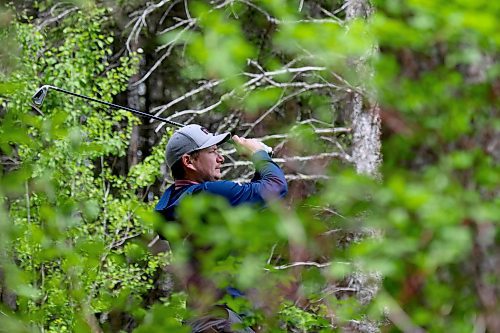 Patrick Perrin hits his tee shot on the 18th hole at Clear Lake Golf Course on Sunday. The defending Golf Manitoba mid-amateur champ finished tied for third. (Thomas Friesen/The Brandon Sun)