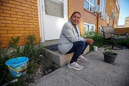 JOHN WOODS / FREE PRESS
Charity Tom is photographed outside her home in Winnipeg Tuesday, June 11, 2024. Tom alleges she was treated poorly by two Winnipeg police officers when they were investigating a complaint on May 21 at 4am. 

Reporter: malak