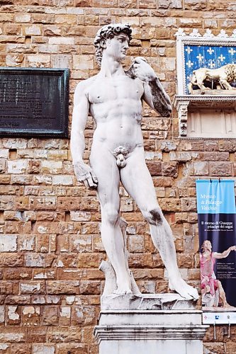 Photos by Steve Macnaull / Free Press
An exact replica of Michelangelo’s 5.2-metre-tall David sculpture stands in the Piazza della Signoria in Florence, Italy. 