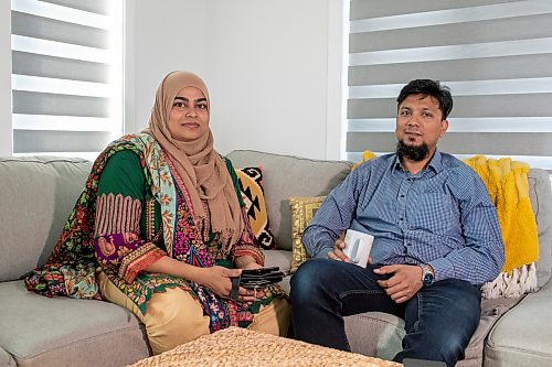 BROOK JONES / FREE PRESS
Urooj Danish (left) and her husband Danish Habib who are both Muslim share memories with each other from their Hajj pilgrimage to Makkah, Saudi Arabia in 2017. The couple was pictured in the home in La Salle, Man., Thursday, June 13, 2024.