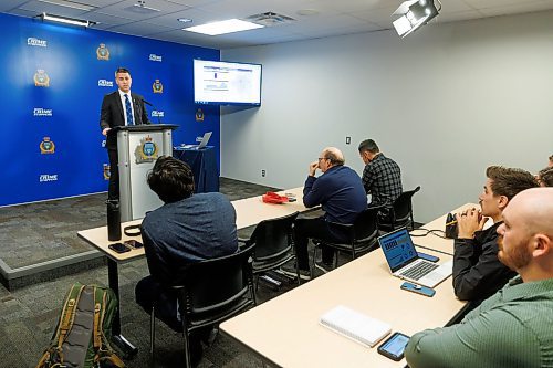 MIKE DEAL / FREE PRESS
Winnipeg Police Service Data analyst, David Bowman, holds a technical briefing at Police HQ with regards to the newly released 2023 Statistical Report Tuesday morning.
240618 - Tuesday, June 18, 2024.