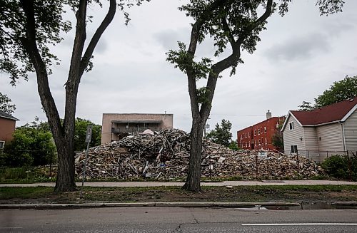 JOHN WOODS / FREE PRESS
A fire damaged and demolished building at 694 Sherbrook Street in Winnipeg Tuesday, June 18, 2024.  

Reporter: joyanne