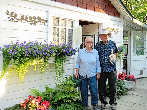 Colleen Zacharias / Free Press
Lenore and Bill Linton welcome you to their garden, one of the featured gardens on this year's Nature Manitoba Gardens of Distinction garden tour.
