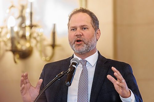 MIKE DEAL / FREE PRESS
Manitoba Justice Minister Matt Wiebe makes the opening remarks at the REVIVE: Community Services Recovery Symposium which was held at the Fort Garry Hotel Wednesday.
The day-long event, hosted by the John Howard Society of Manitoba, brought together more than 30 community-based agencies that work with marginalized people and those in contact with the law to rebuild and recover collectively from the challenges posed by the pandemic.
240619 - Wednesday, June 19, 2024.