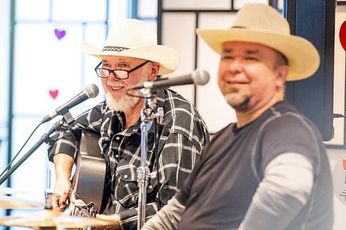 MIKAELA MACKENZIE / WINNIPEG FREE PRESS

Larry Updike (left) and Eric Boorman sing during show at Concordia Village retirement centre in Winnipeg on Friday, Feb. 24, 2023. For John Longhurst story.

Winnipeg Free Press 2023.