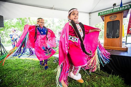 MIKAELA MACKENZIE / FREE PRESS

Callie Thompson (nine, left) and Aubree Kakewash (six) dance fancy shawl at the Abinojii Mikanah renaming ceremony on Friday, June 21, 2024. 

For Joyanne story.

