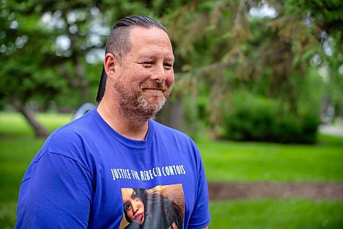 NIC ADAM / FREE PRESS
Travis Barsy, a family friend of the Contois, speaks at a memorial gathering for Rebecca Contois at Kildonan Park in conjunction with National Indigenous Peoples Day Friday evening. 
240621 - Friday, June 21, 2024.

Reporter: Erik