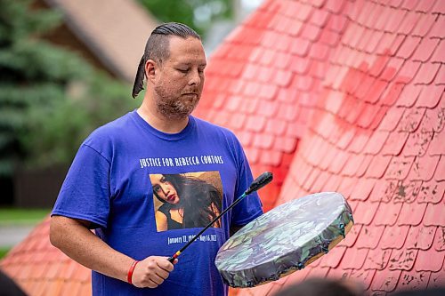 NIC ADAM / FREE PRESS
Travis Barsy, a family friend of the Contois, plays the hand drum at a memorial gathering for Rebecca Contois at Kildonan Park in conjunction with National Indigenous Peoples Day Friday evening. 
240621 - Friday, June 21, 2024.

Reporter: Erik