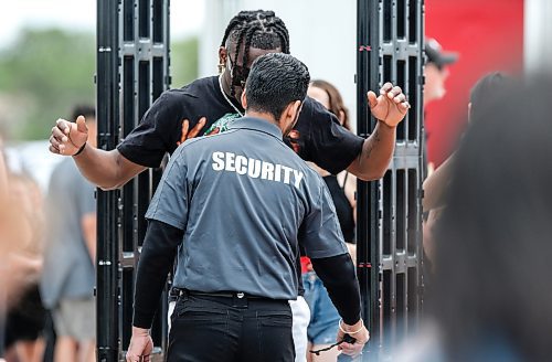 JOHN WOODS / FREE PRESS
People go through security on the last day of the Ex in Winnipeg Sunday, June 23, 2024. 

Reporter: ?