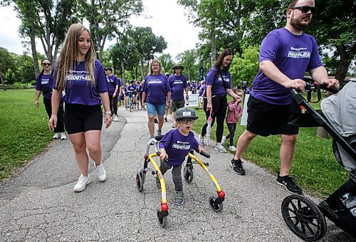 JOHN WOODS / FREE PRESS
Henry Wehrle and his mother Jennifer start out in the The Movement Centre of Manitoba Perogy Run at Kildonan Park  Sunday, June 23, 2024. 

Reporter: ?