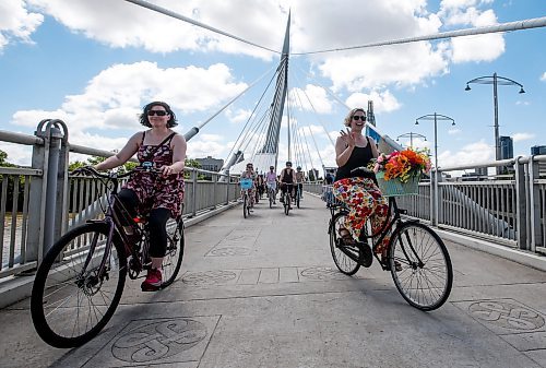 JOHN WOODS / FREE PRESS
People take part in the second annual Fancy Women Bike Ride in Winnipeg Sunday, June 23, 2024. 

Reporter: ?