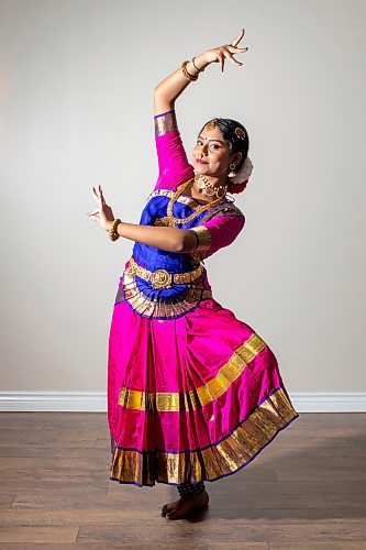 BROOK JONES / FREE PRESS
BRT Dance Academy is the only dance school in Manitoba specializing in Bharatanatyam, which is an ancient south Indian dance that originated in Tamil Nadu. Dancers were pictured at the dance academy in Winnipeg, Man., Saturday, June 15, 2024. PIctured: Sahana Kandeepan does a general dance pose.