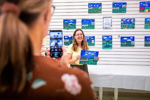 MIKAELA MACKENZIE / FREE PRESS

Sharmon Luchuck, communications and public relations manager at the Victoria Hospital Foundation (left), and Tracy Stople, with the Stople Hope Fund, at the Art in the Garden exhibit on Monday, June 24, 2024.

For Jura story.

