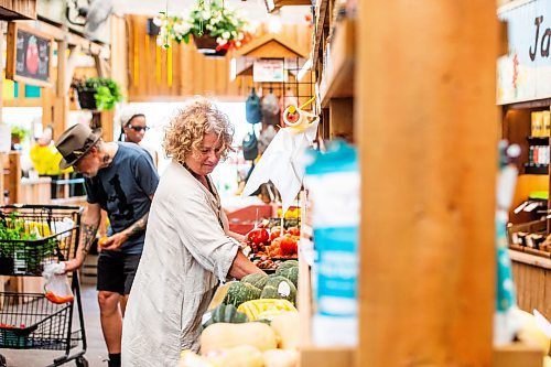 MIKAELA MACKENZIE / FREE PRESS

Christine Kirouac shops at Jardins St-Léon Gardens on Monday, June 24, 2024.

For Matt story.

