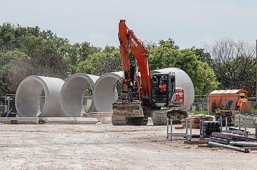 JOHN WOODS / FREE PRESS
Construction of the new North End Sewage Treatment facility continues in Winnipeg Monday, June 24, 2024. 

Reporter: joyanne