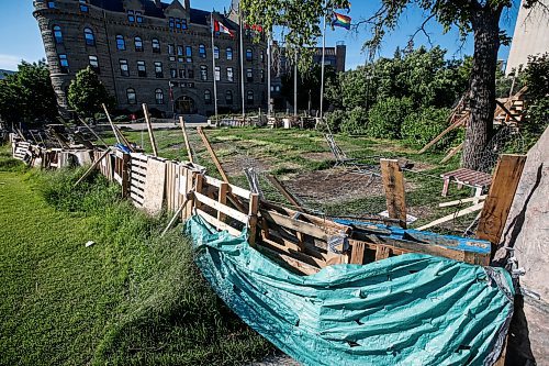 JOHN WOODS / FREE PRESS
People who set up a pro-Palestine encampment at the University of Winnipeg removed it this afternoon Monday, June 24, 2024. 

Reporter: ?