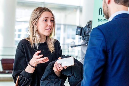 MIKAELA MACKENZIE / WINNIPEG FREE PRESS

Business reporter Gabrielle Piche speaks to Nick Hays, president and CEO of the Winnipeg Airports Authority, at the Winnipeg Richardson International Airport in Winnipeg on Wednesday, Feb. 1, 2023. For Gabby story.

Winnipeg Free Press 2023.