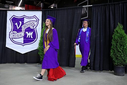 Graduate Keira Stephens enters Westoba Place for Tuesday's convocation. (Tim Smith/The Brandon Sun)