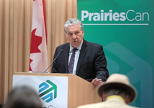 Ruth Bonneville / Free Press

BIZ - fed funding

Dan Vandal, Minister responsible for PrairiesCan and Member of Parliament for Saint Boniface &#x2013; Saint Vital announces federal funding for economic development, entrepreneurship, and inclusive growth in Manitoba at RRC Polytech Manitou a bi Bii daziigae, Roundhouse Tuesday. 

June 25tth, 2024