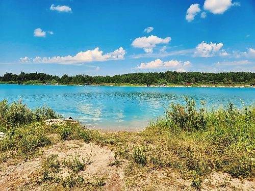 ERIK PINDERA / WINNIPEG FREE PRESS
One of the namesake ponds in a de-commissioned quarry in July 2023.